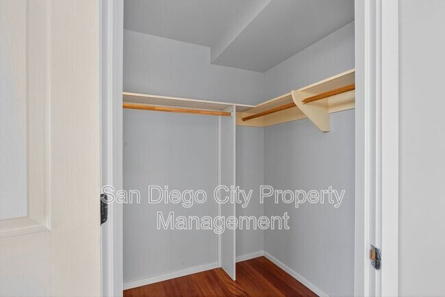 Building Photo - 3535 1st Ave.
