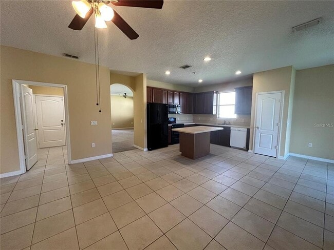 Building Photo - 10507 Eastpark Lake Dr
