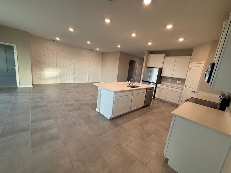 Building Photo - 11105 Cotton Vale Pl