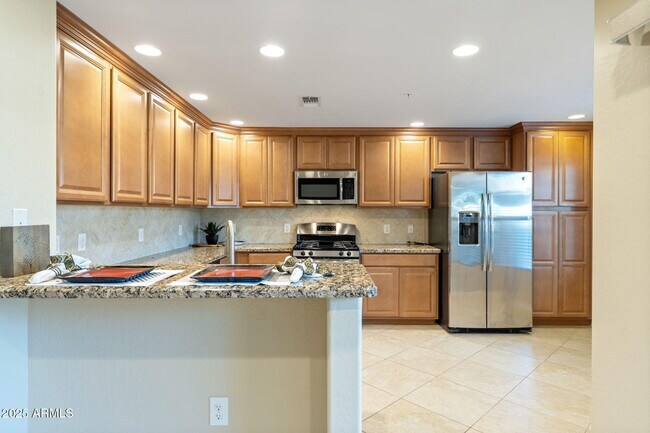 Building Photo - 33575 N Dove Lakes Dr