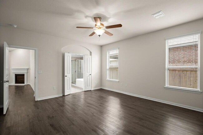 Building Photo - 610 Puerta Vallarta Ln