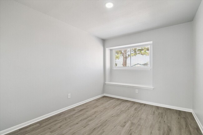 Building Photo - 4406 Stanford Ct