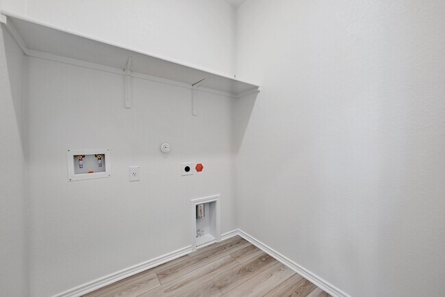 Building Photo - 216 Skipping Stone Run