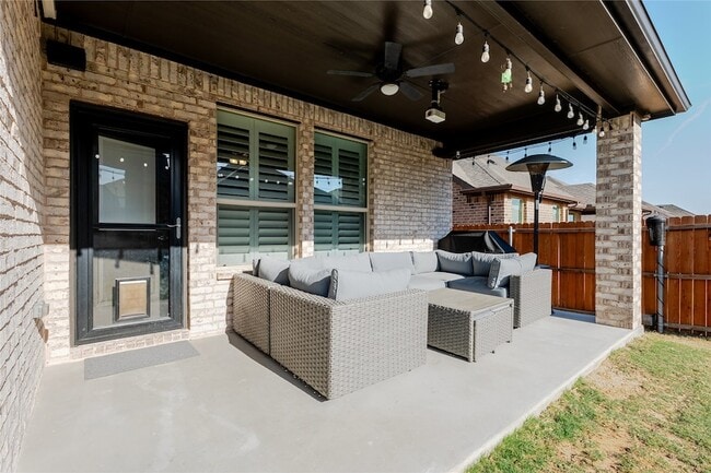 Building Photo - 133 Welch Folly Ln