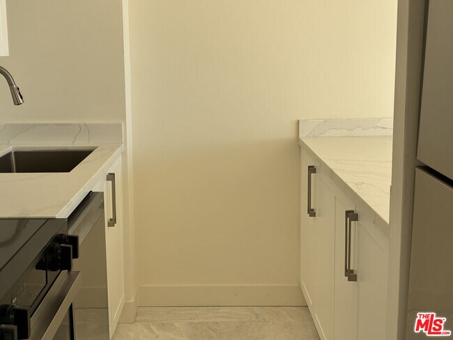 Building Photo - 201 Ocean Ave Ext