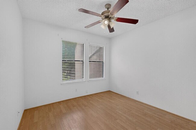 Building Photo - 8418 Fathom Cir