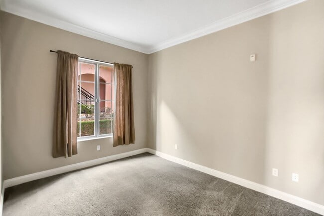 Building Photo - Lake Las Vegas 1st Floor Condo With Stunning Views And Garage