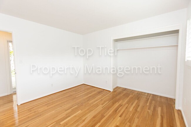 Building Photo - Charming Mid-Century Home | 4BR, 3BA | 2,424 Sq Ft | 8,400 Sq Ft Lot | Prime La Jolla Location**$...