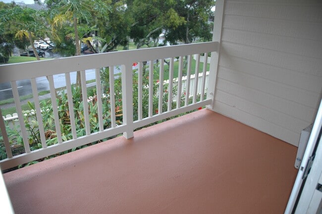 Building Photo - 92-1242-1242 Palahia St