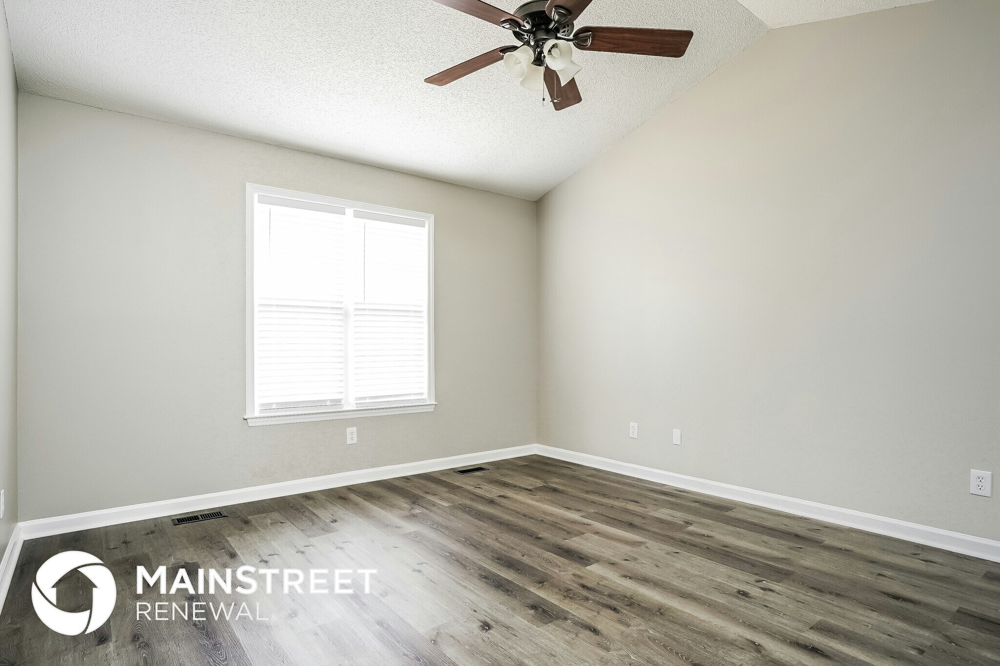 Building Photo - 6925 Longridge Dr