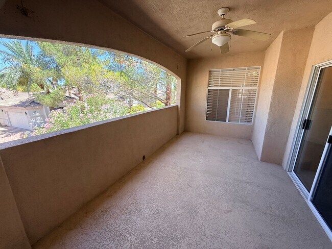 Building Photo - 2050 W Warm Springs Rd