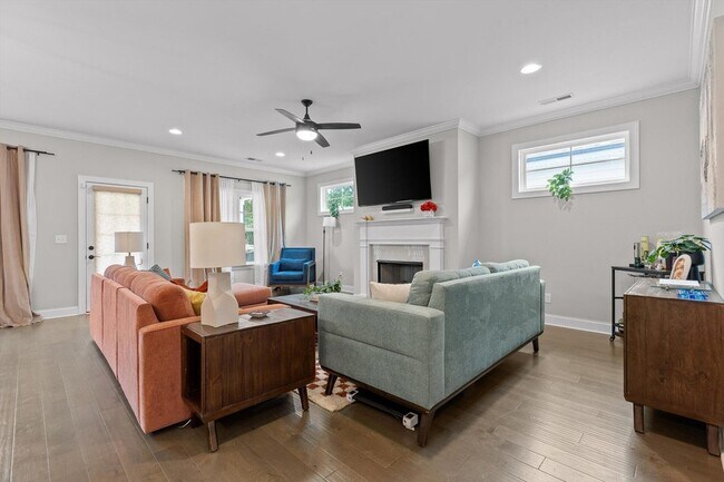 Building Photo - 7142 Tailgate Lp