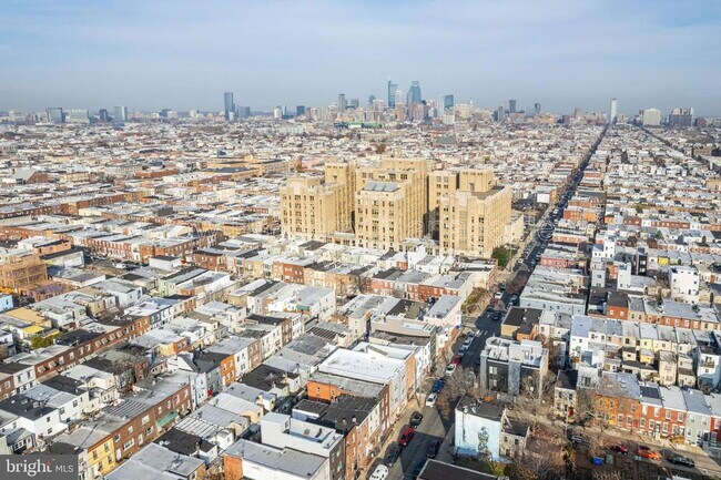 Building Photo - 2018 S 8th St