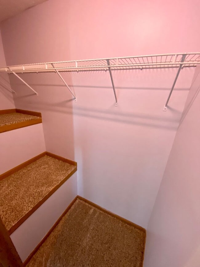 Building Photo - Beautiful Bethel Commons Condo For Rent In Dublin Schools