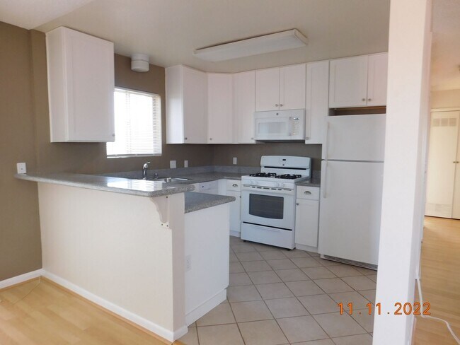 Building Photo - Elpr-1311-PK