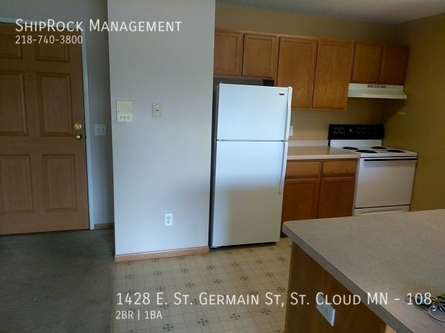 Building Photo - 1428 E St Germain St