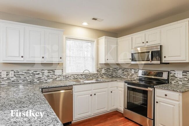 Building Photo - 2508 Glen Meadow Dr