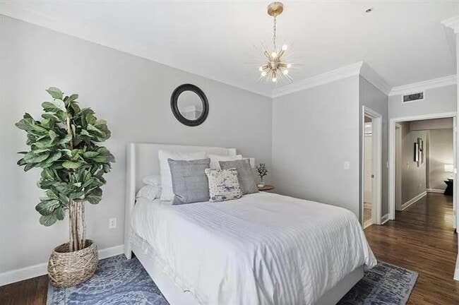 Building Photo - 3777 Peachtree Rd NE