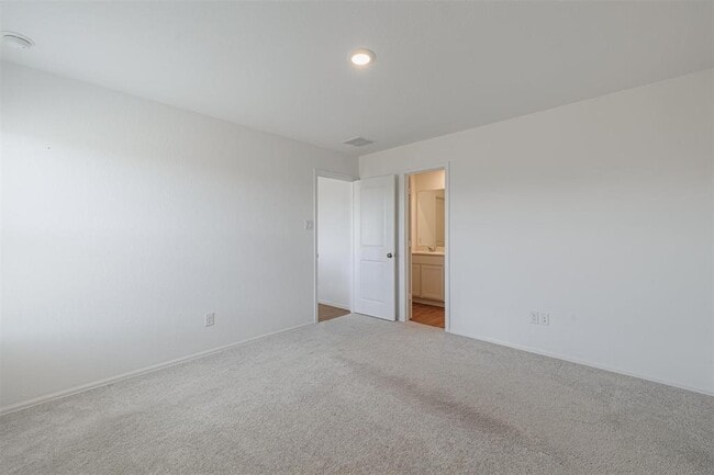 Building Photo - 3110 Spanish Oak Ln