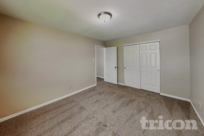 Building Photo - 7771 Mistflower Ln