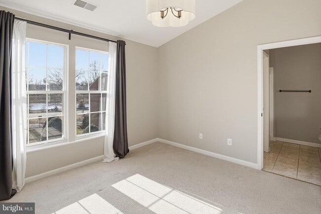 Building Photo - 12831 Silvia Loop