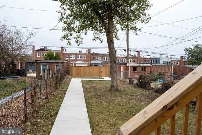 Building Photo - 216 Jefferson St NW