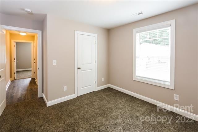 Building Photo - 1 Hickory St SW