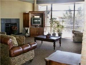 Building Photo - 4433 N Stanton St