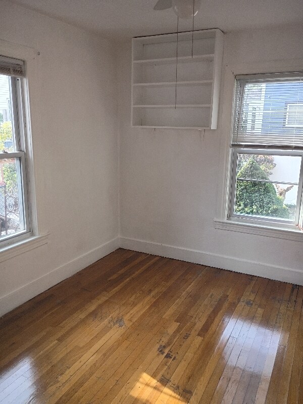 Building Photo - 38 Hanson St