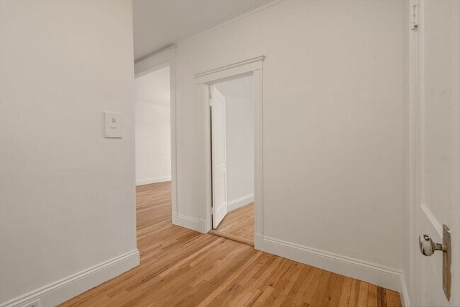 Building Photo - 309 Allston St