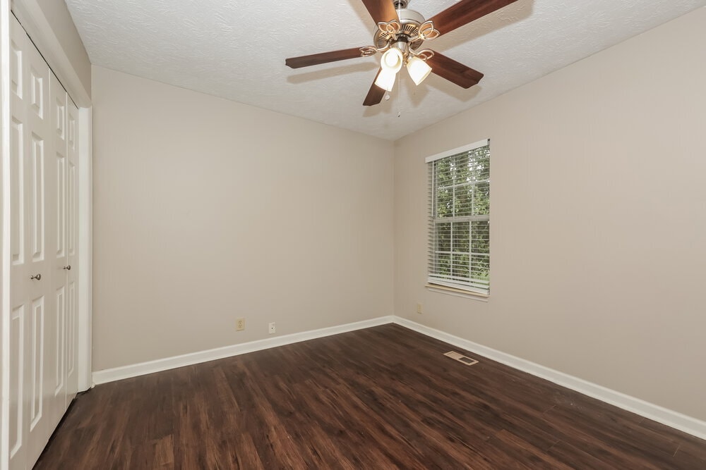 Building Photo - 3524 Calais Cir