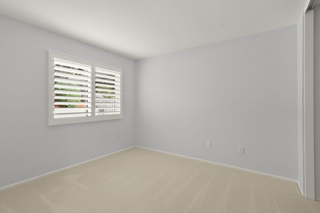 Building Photo - Beautiful 4BR Single-Story Home with Solar in Summercreek