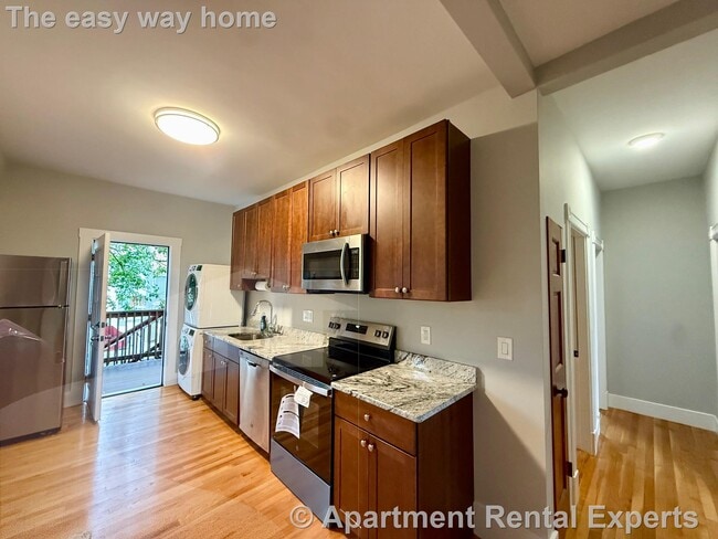 Building Photo - 7 Leyden Ave