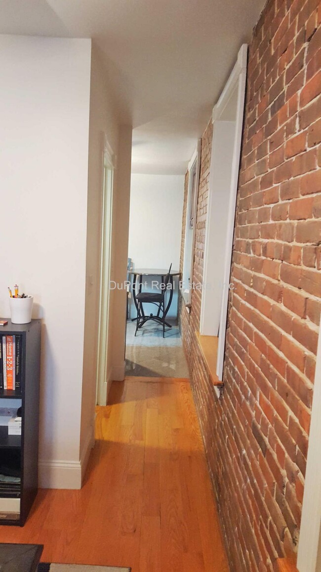 Building Photo - 2 bedroom in Boston MA 02113