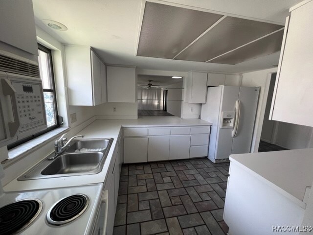 Building Photo - 100 Chinaberry Cir