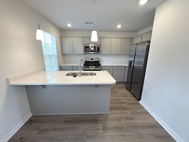 Building Photo - Brand-New 3BR Townhome in Lexington | Modern Finishes & Pet Friendly