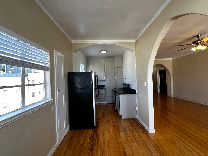 Building Photo - 2208 Carroll St