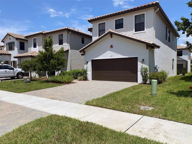 Building Photo - 5525 Agostino Way