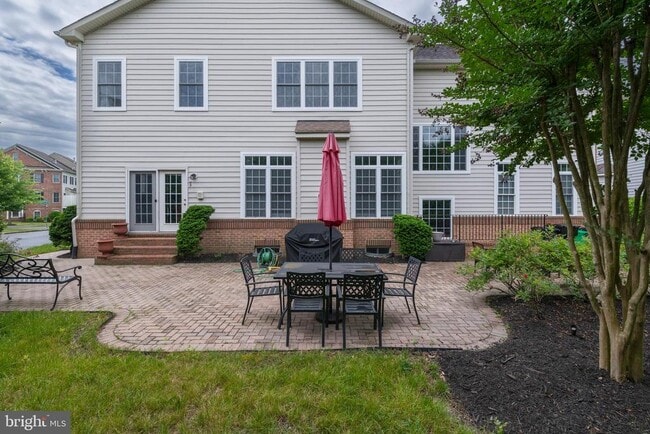 Building Photo - 2831 Galeshead Dr
