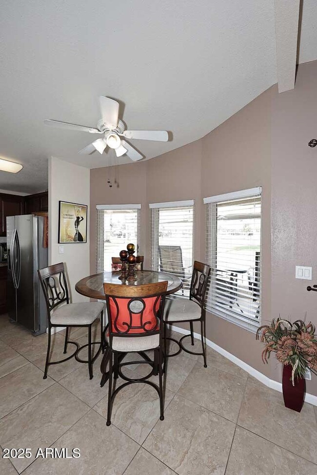 Building Photo - 6066 S Oakmont Dr