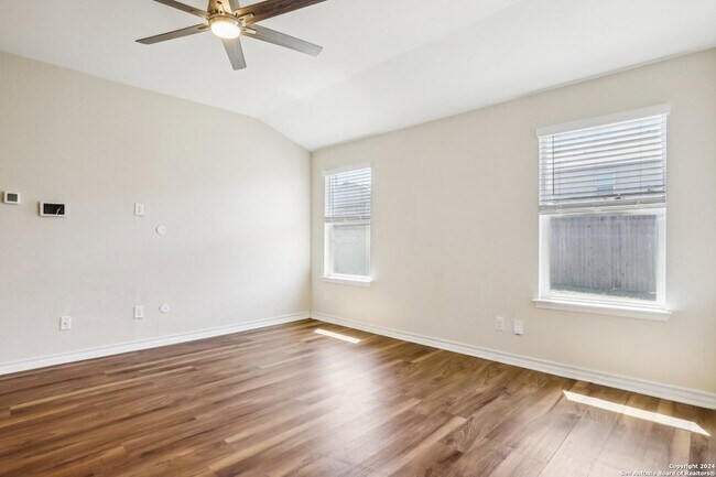 Building Photo - 6906 Quantum Lp