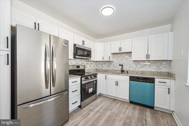 Building Photo - 426 Washington St