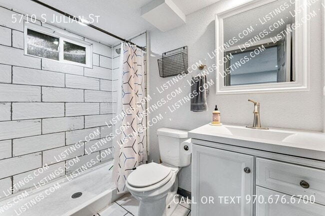 Building Photo - 5710 S Julian St