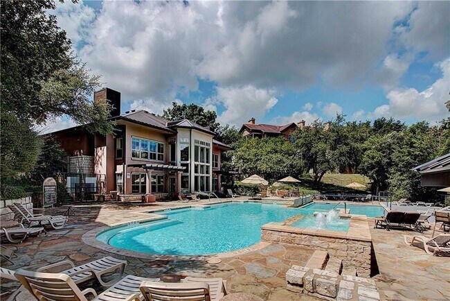 Building Photo - 6000 Shepherd Mountain Cove