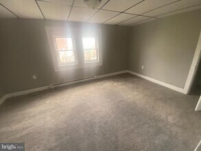 Building Photo - 623 Madison Ave