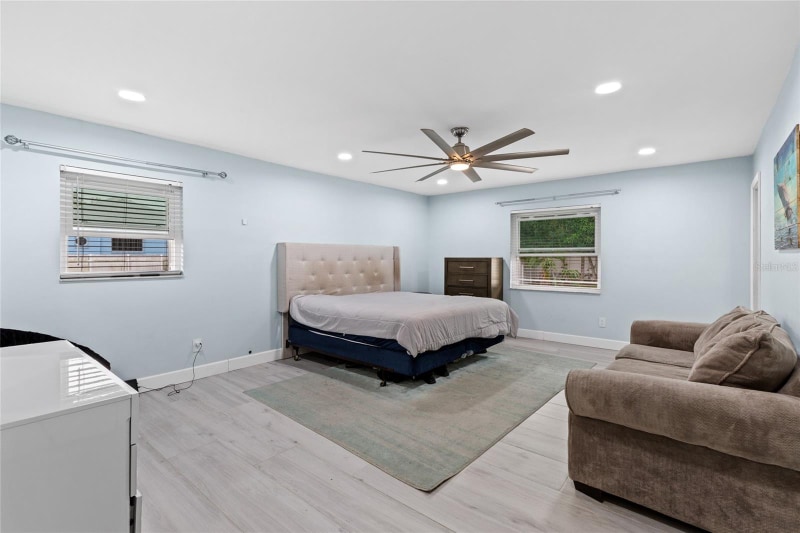 Building Photo - 120 43rd St NW