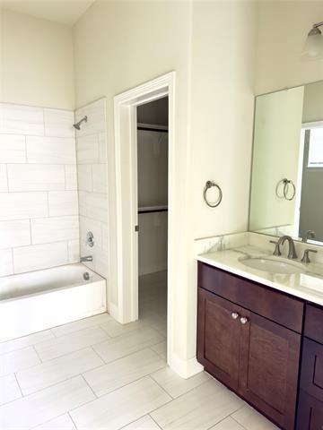 Building Photo - 1702 Seth Way