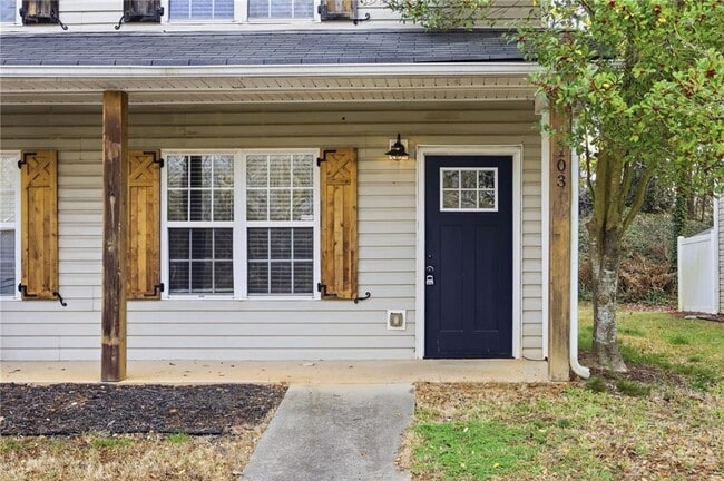 Building Photo - 103 Lilli Ln