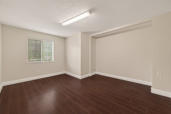 Building Photo - 16715 N Mist Dr