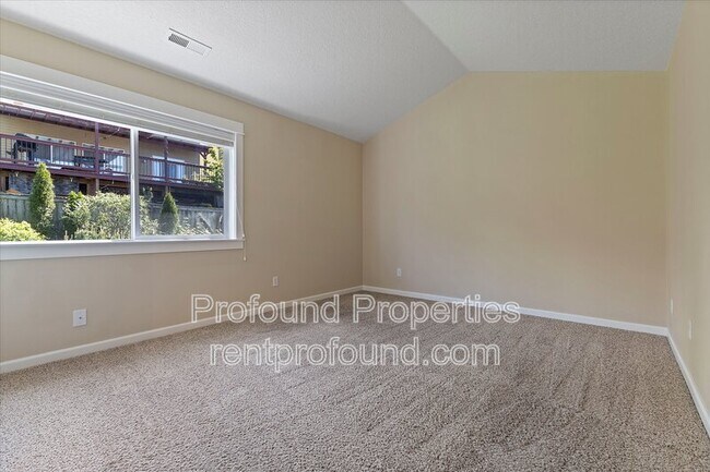 Building Photo - 20176 SW Bernice Ln